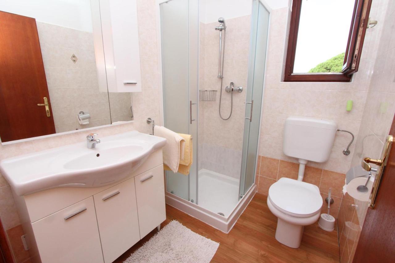 רוביני Apartments Mirela מראה חיצוני תמונה